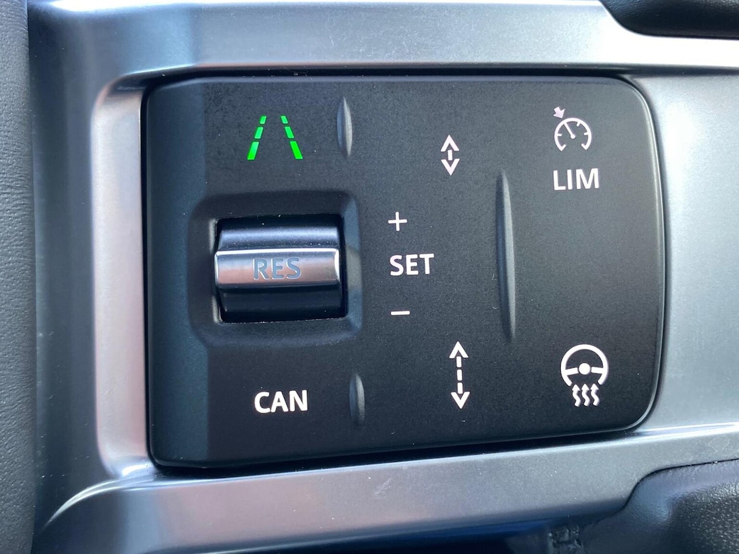 Used Land Rover Discovery 2025 for sale - 77001914: Photo 43