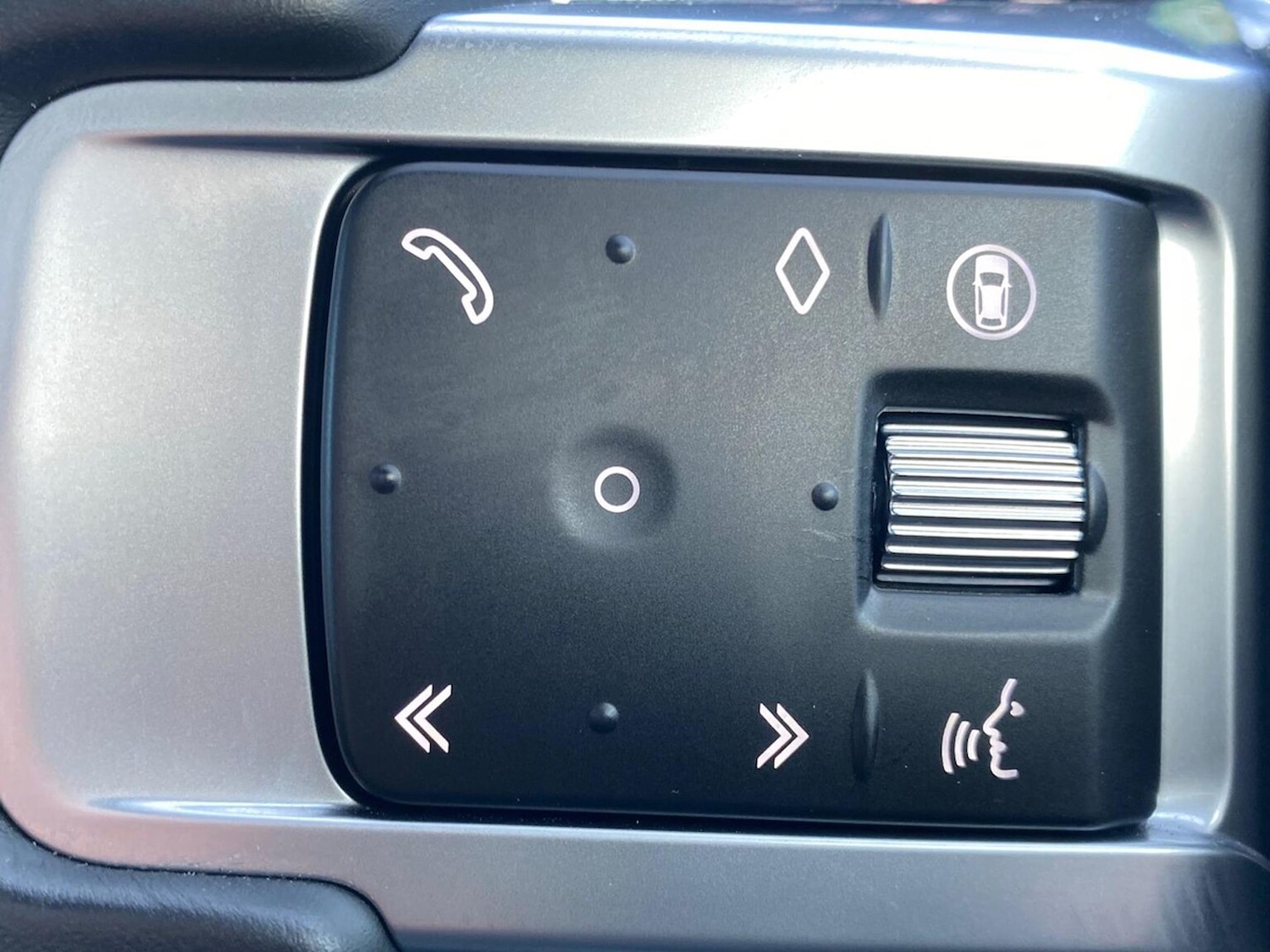 Used Land Rover Discovery 2025 for sale - 77001914: Photo 44