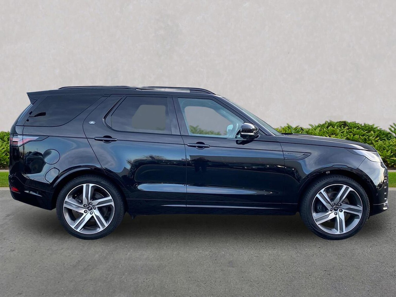 Used Land Rover Discovery 2025 for sale - 77001914: Photo 7