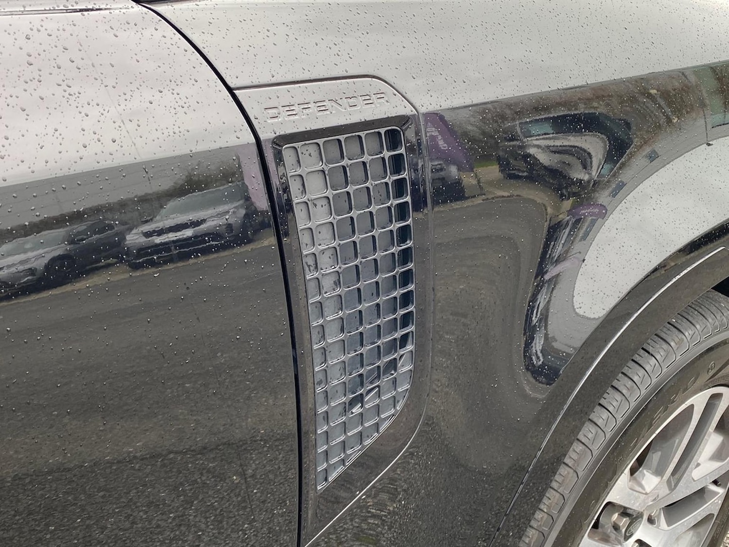 Used Land Rover Defender 2024 for sale - 78131849: Photo 30