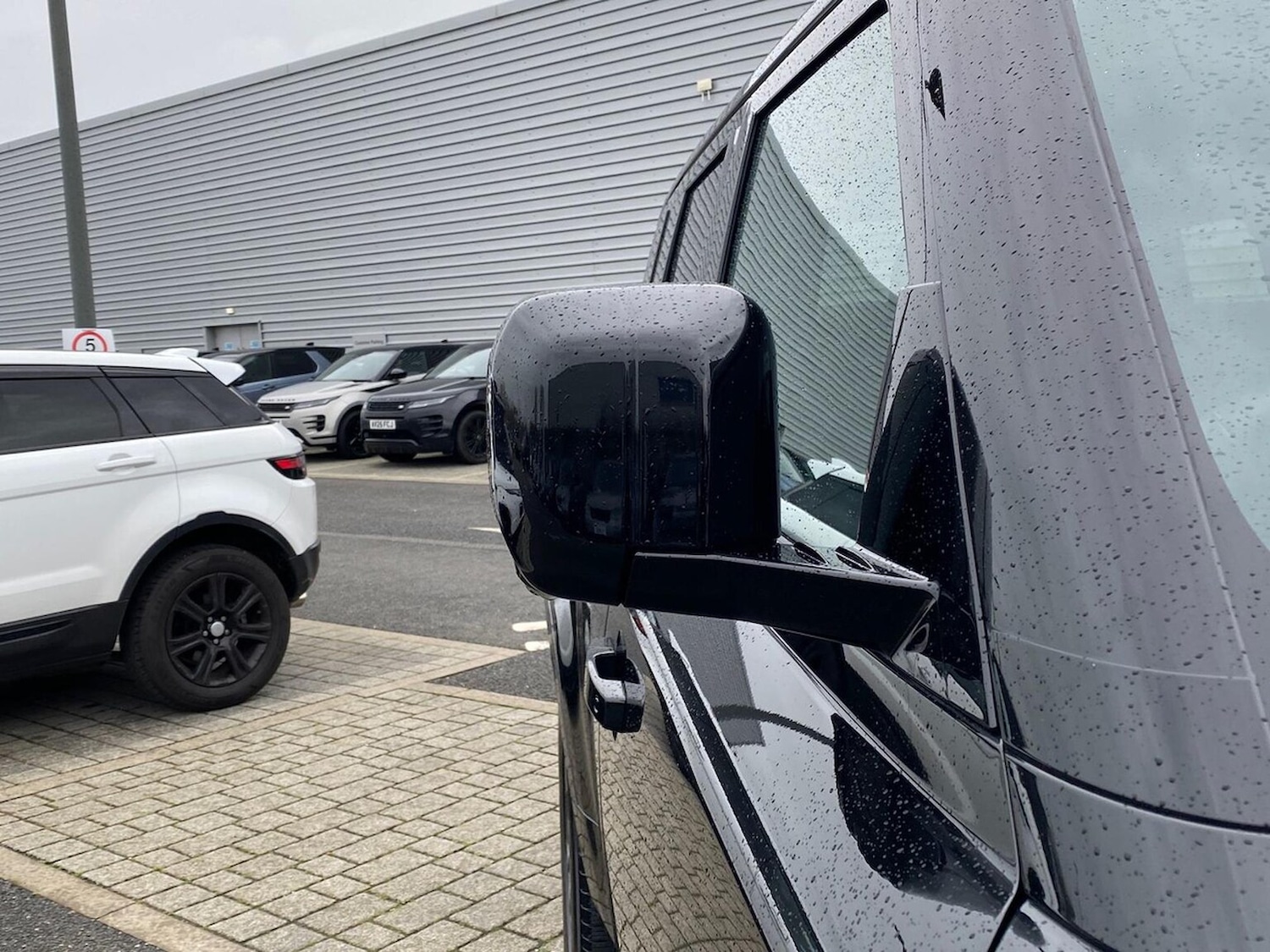 Used Land Rover Defender 2024 for sale - 78131849: Photo 31