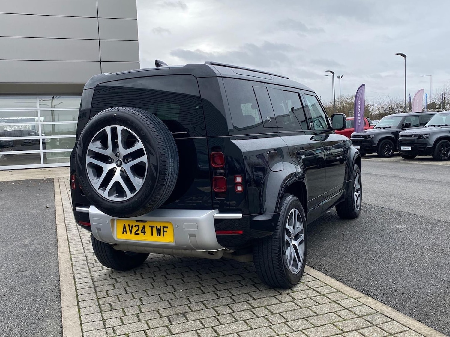 Used Land Rover Defender 2024 for sale - 78131849: Photo 35