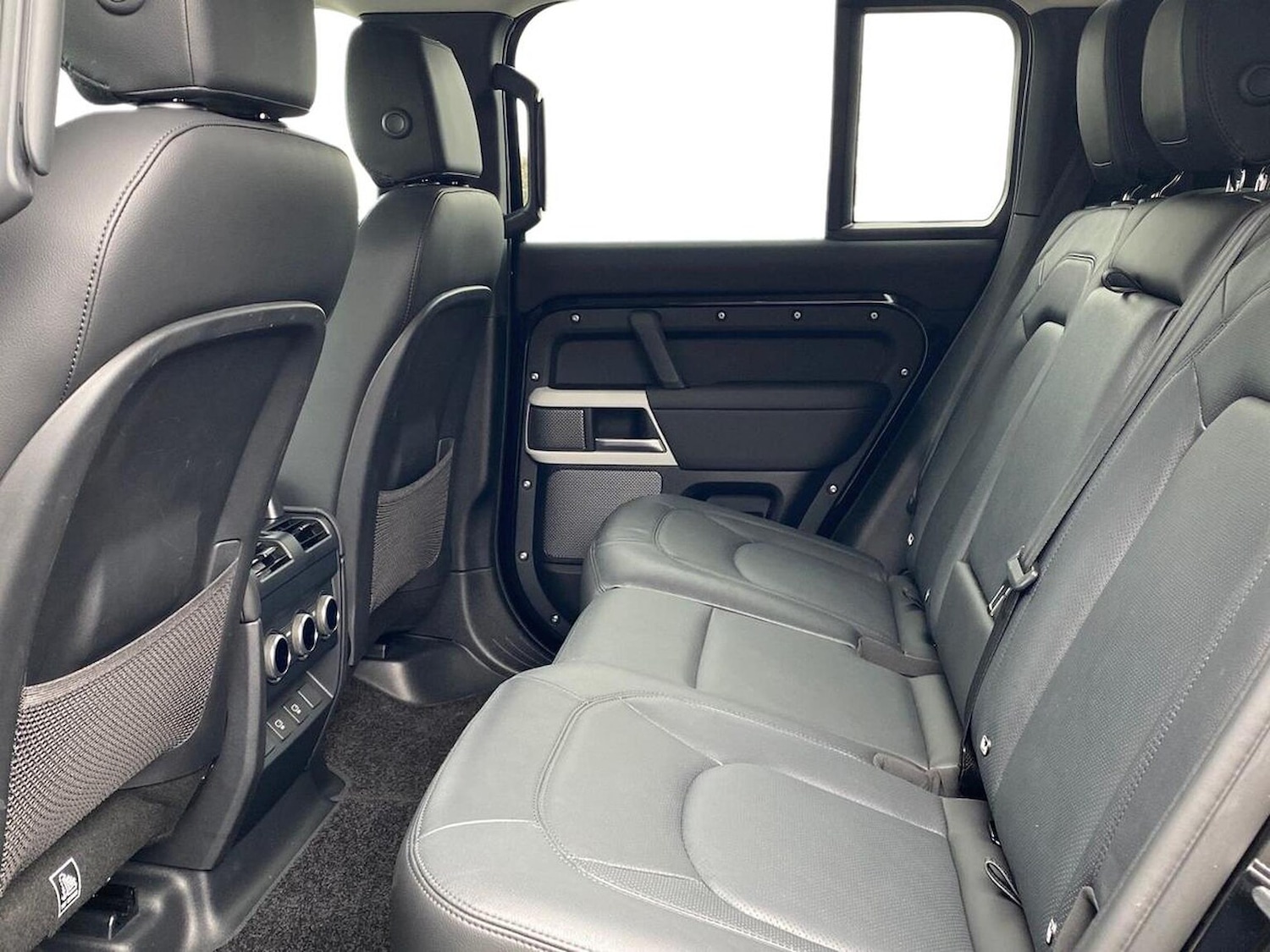 Used Land Rover Defender 2024 for sale - 78131849: Photo 6