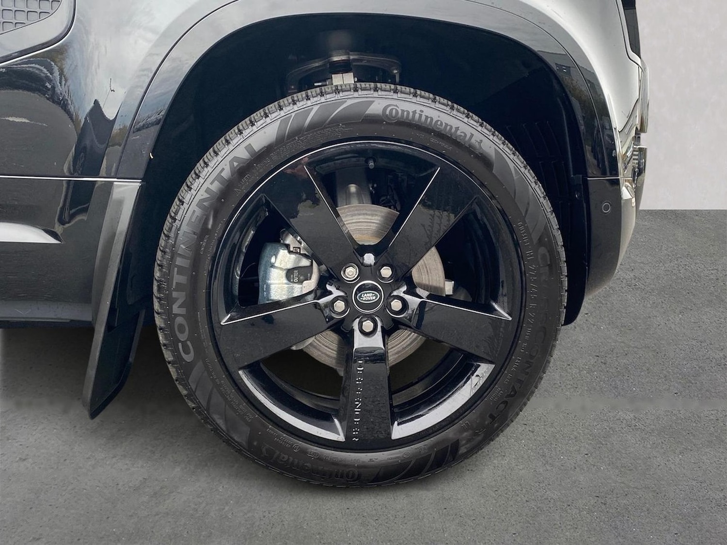 Used Land Rover Defender 2025 for sale - 76846079: Photo 8