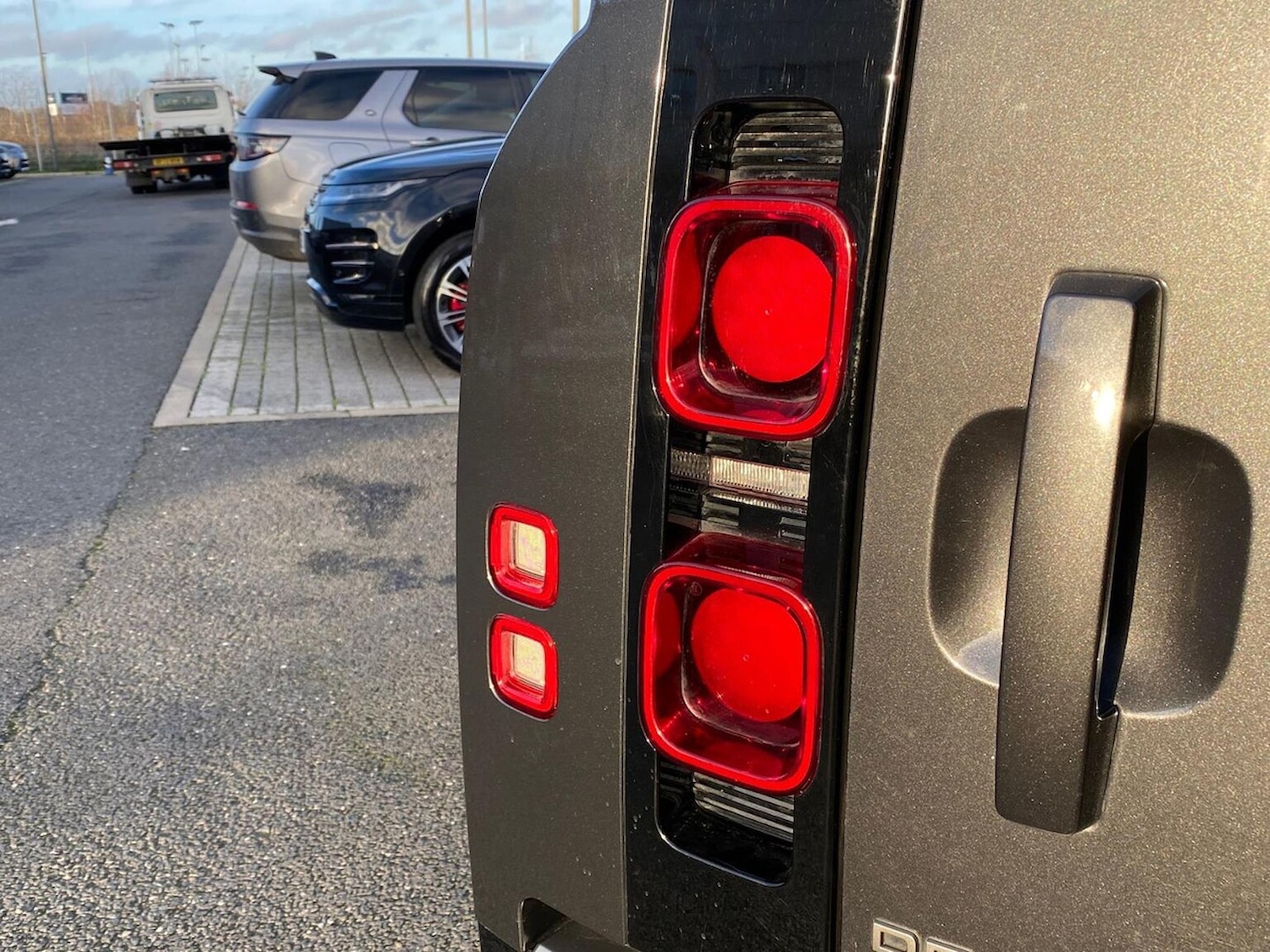 Used Land Rover Defender 2023 for sale - 76957537: Photo 19