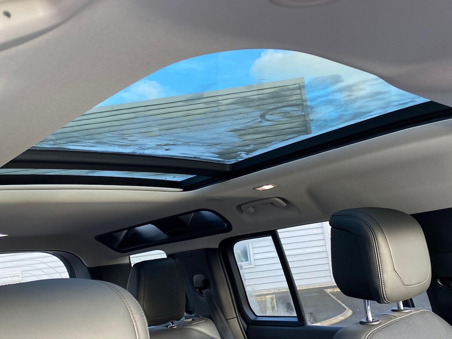 Used Land Rover Defender 2023 for sale - 76957537: Photo 21