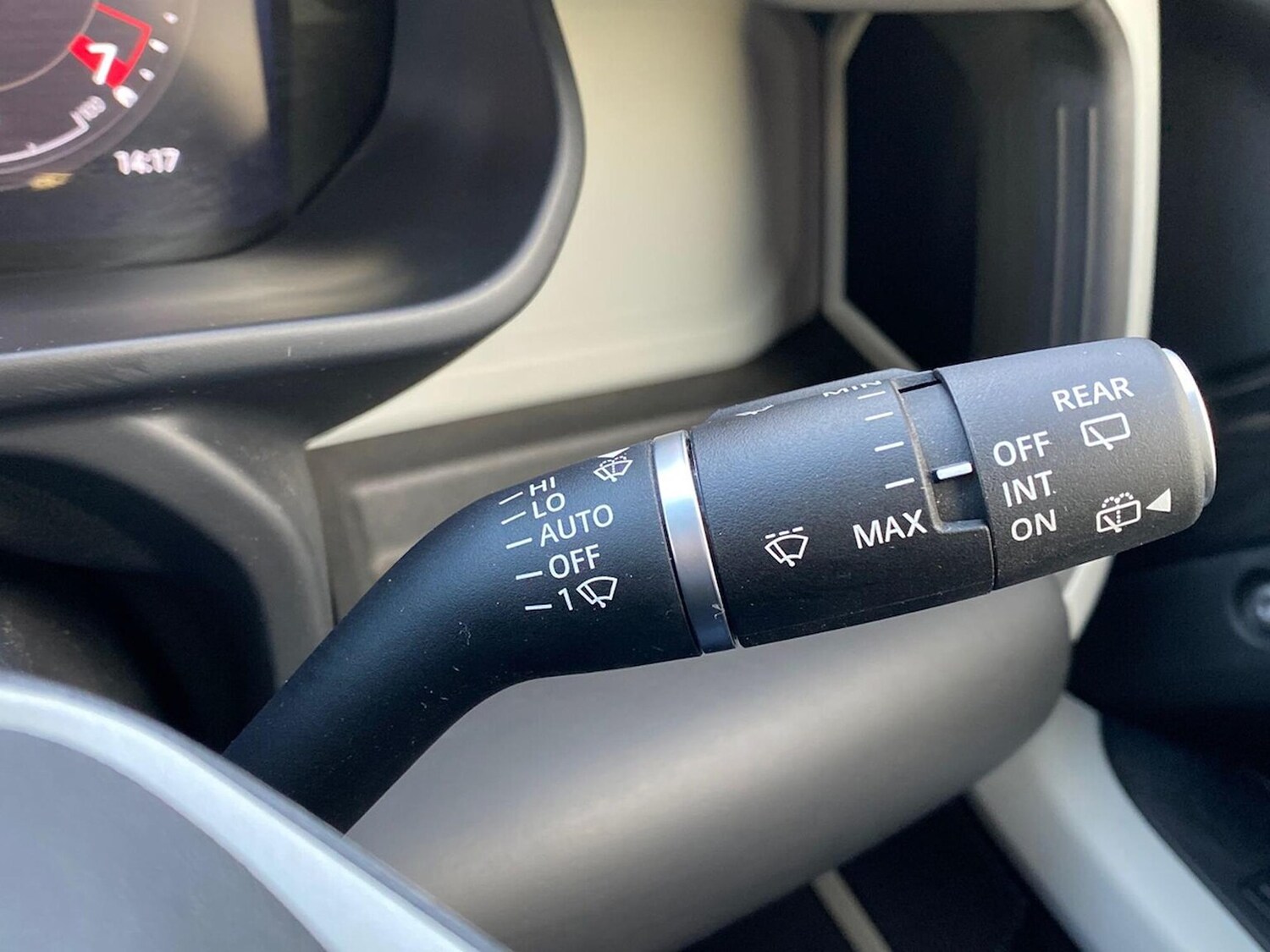 Used Land Rover Defender 2023 for sale - 76957537: Photo 39