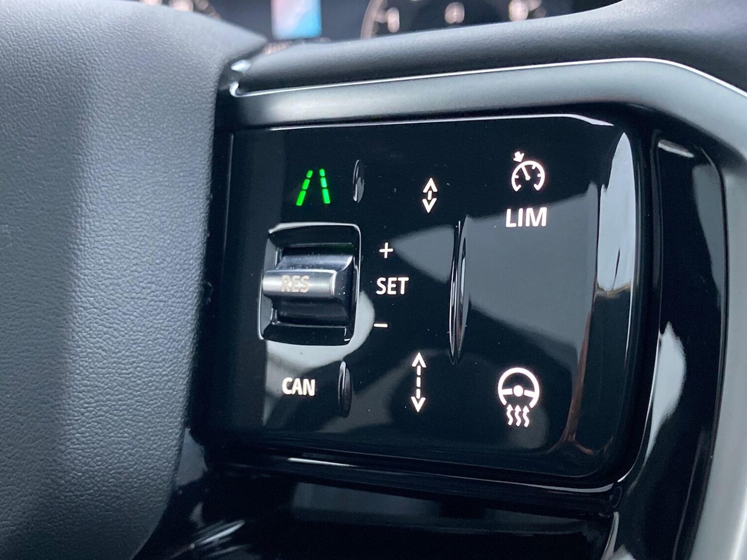 Used Land Rover Discovery Sport 2025 for sale - 77487999: Photo 40