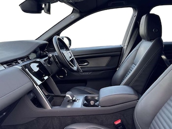 Used Land Rover Discovery Sport 2025 for sale - 78317179: Photo