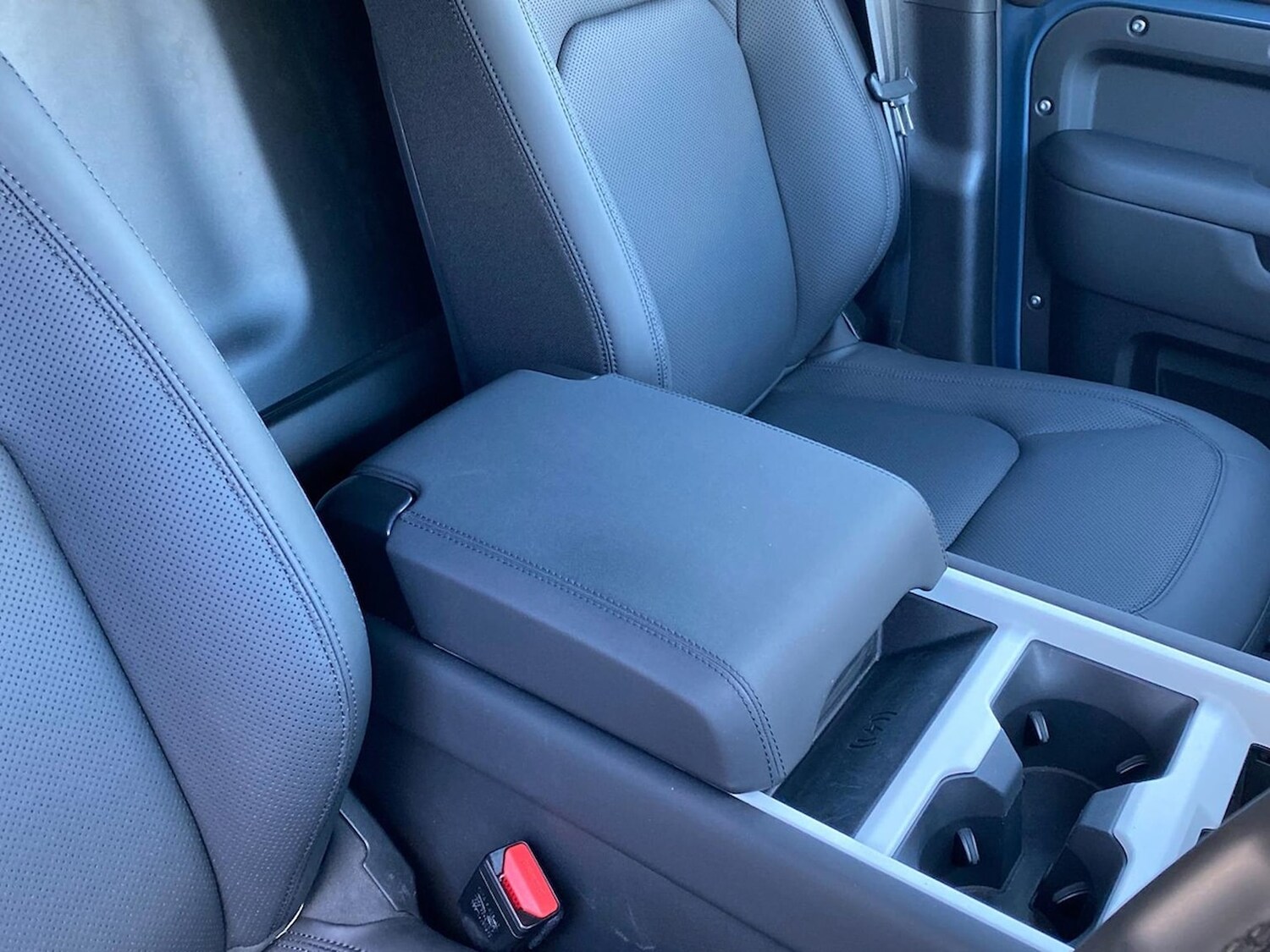 Used Land Rover Defender 2024 for sale - 78193467: Photo 20