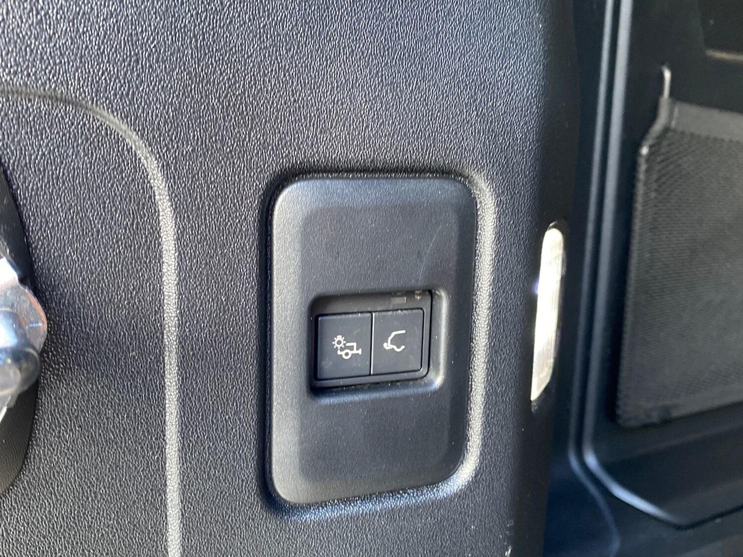 Used Land Rover Defender 2024 for sale - 78193467: Photo 44