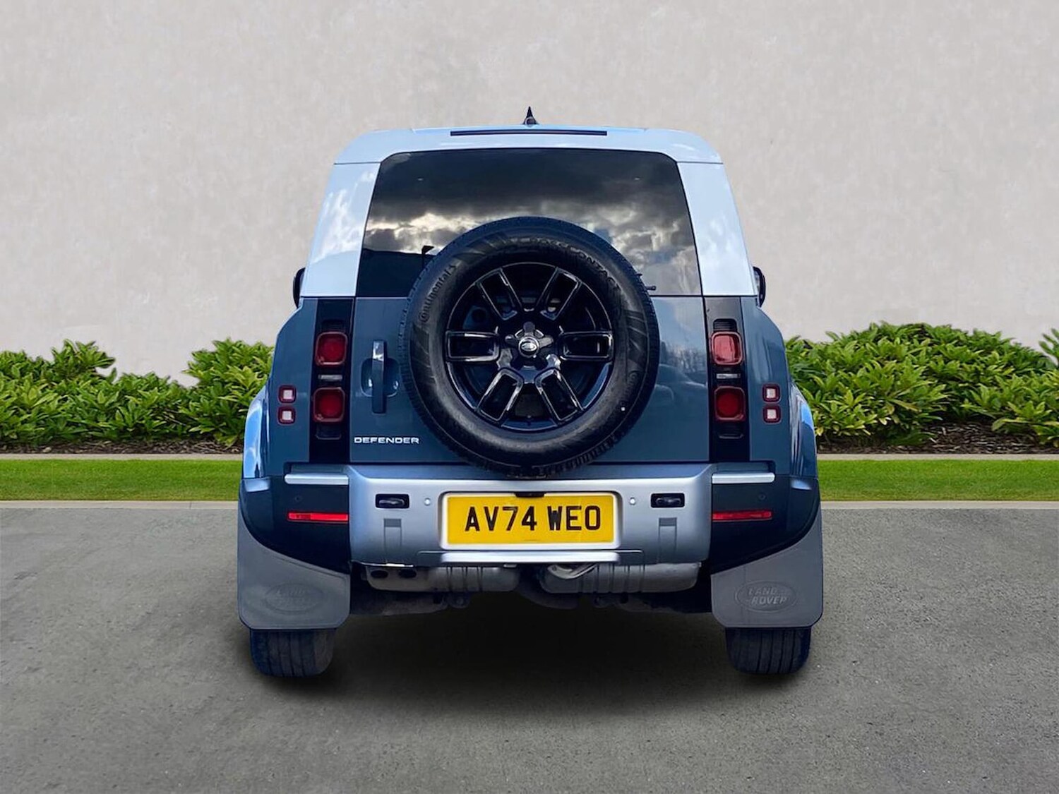 Used Land Rover Defender 2024 for sale - 78193467: Photo 8