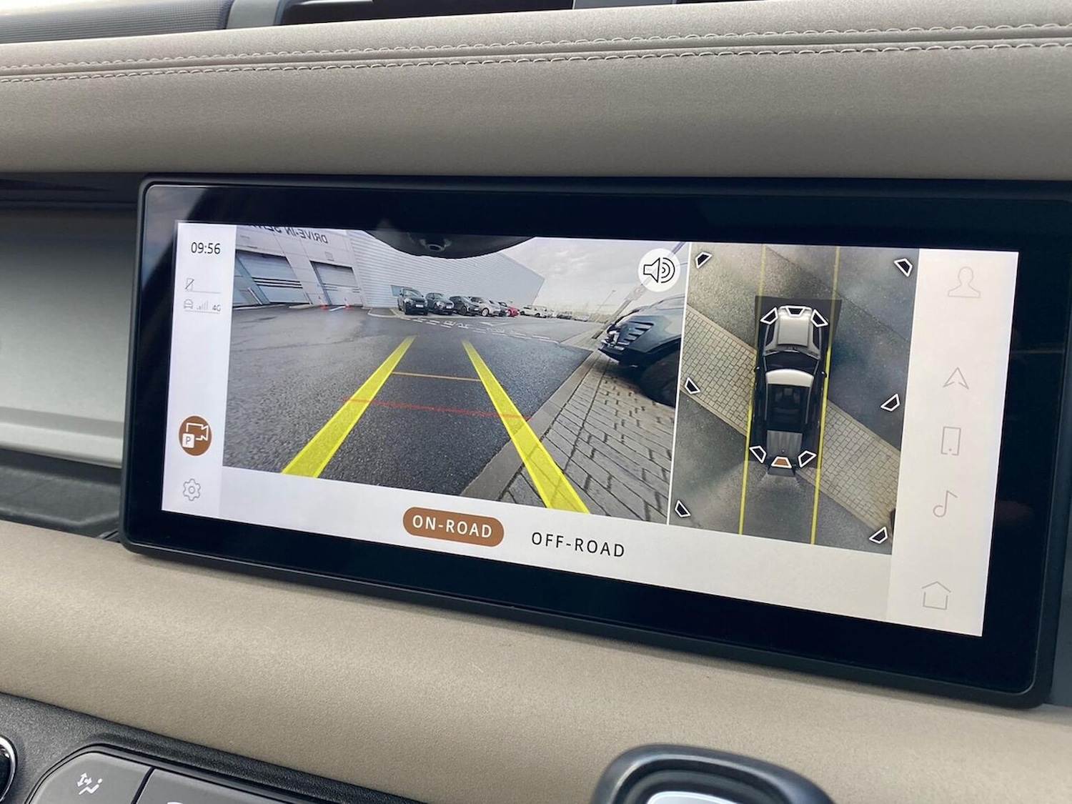 Used Land Rover Defender 2022 for sale - 76751921: Photo 12