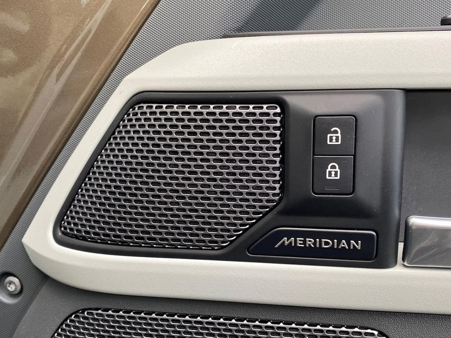 Used Land Rover Defender 2022 for sale - 76751921: Photo 24