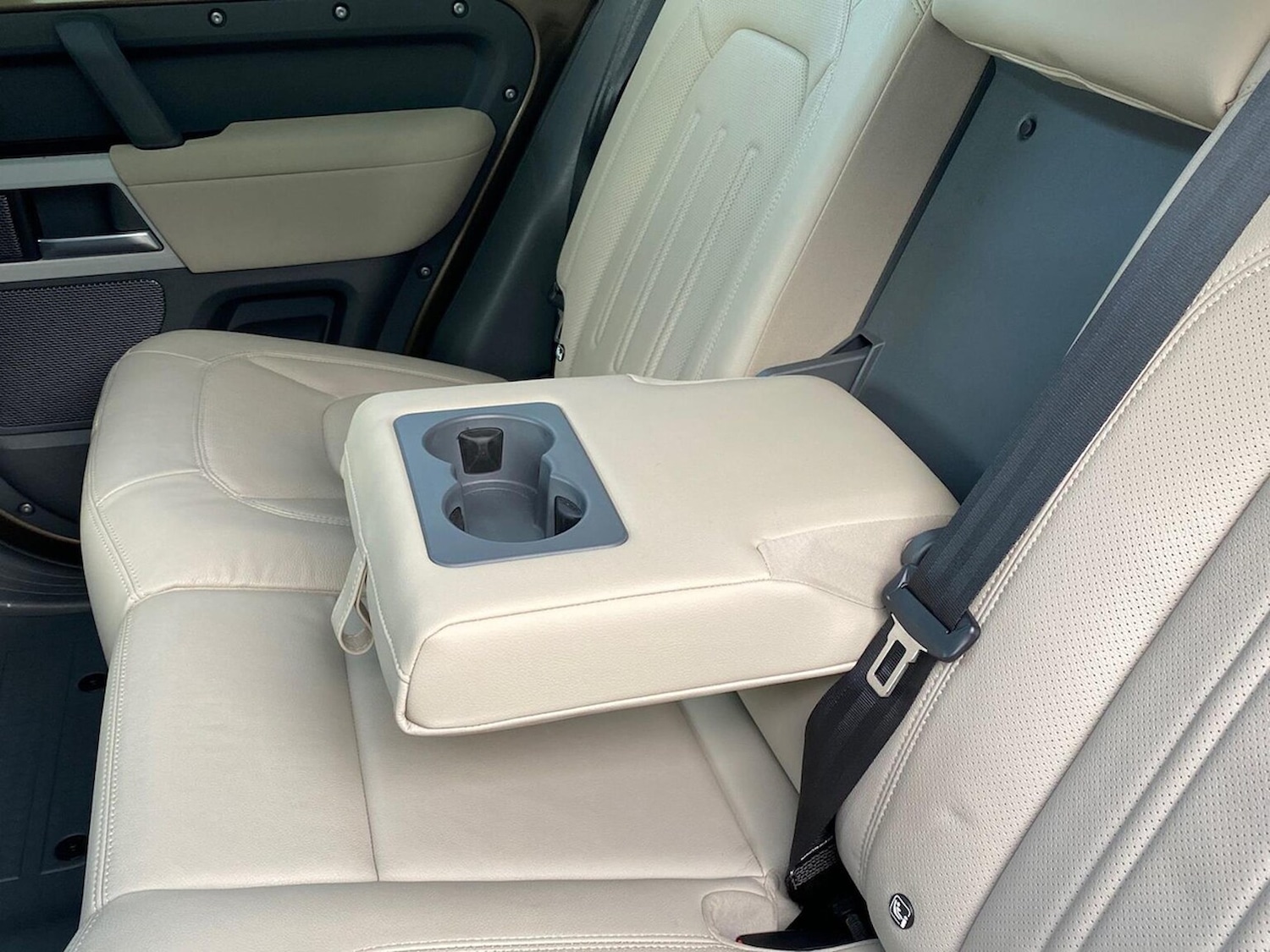 Used Land Rover Defender 2022 for sale - 76751921: Photo 39