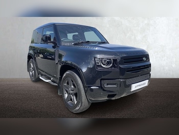 Used Land Rover Defender 2023 for sale - 79327247: Photo