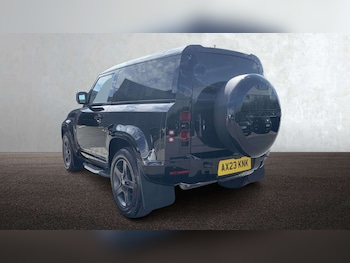 Used Land Rover Defender 2023 for sale - 79327247: Photo