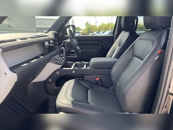 Used Land Rover Defender 2023 for sale - 79327247: Photo
