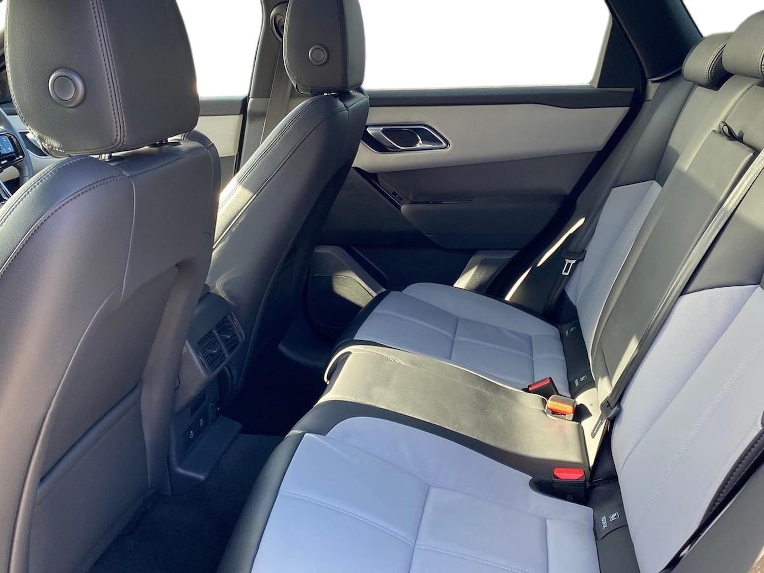 Used Land Rover Range Rover Velar 2024 for sale - 77078034: Photo 6