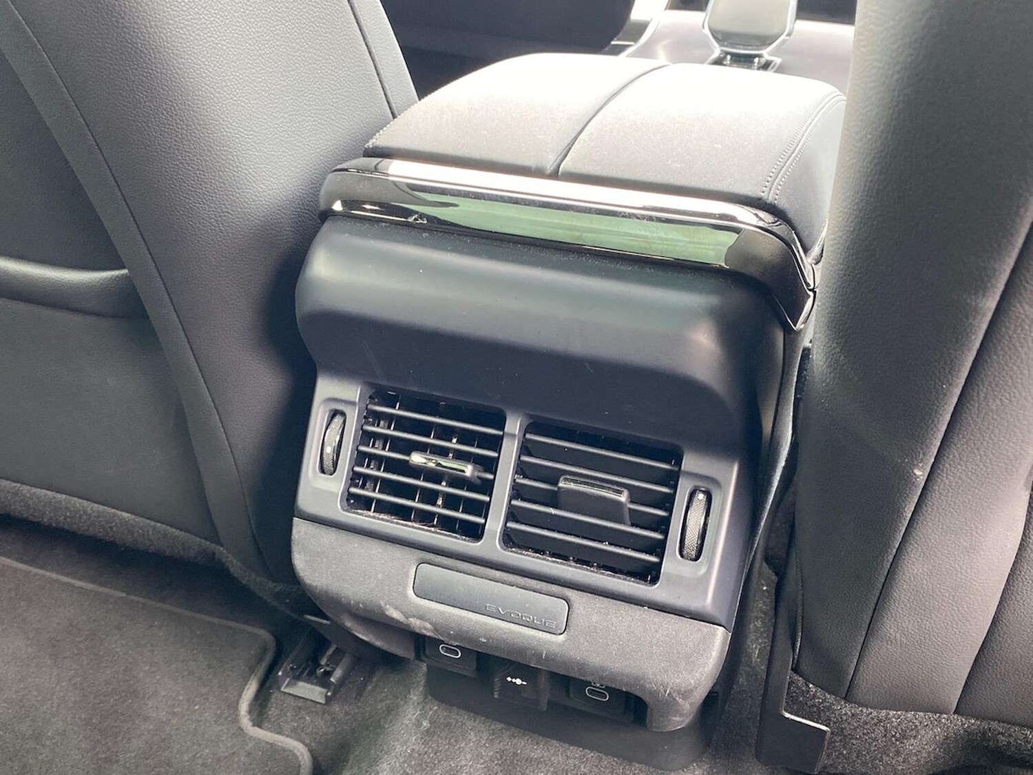 Used Land Rover Range Rover Evoque 2025 for sale - 76005812: Photo 18