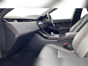 Used Land Rover Range Rover Evoque 2025 for sale - 76005812: Photo 3