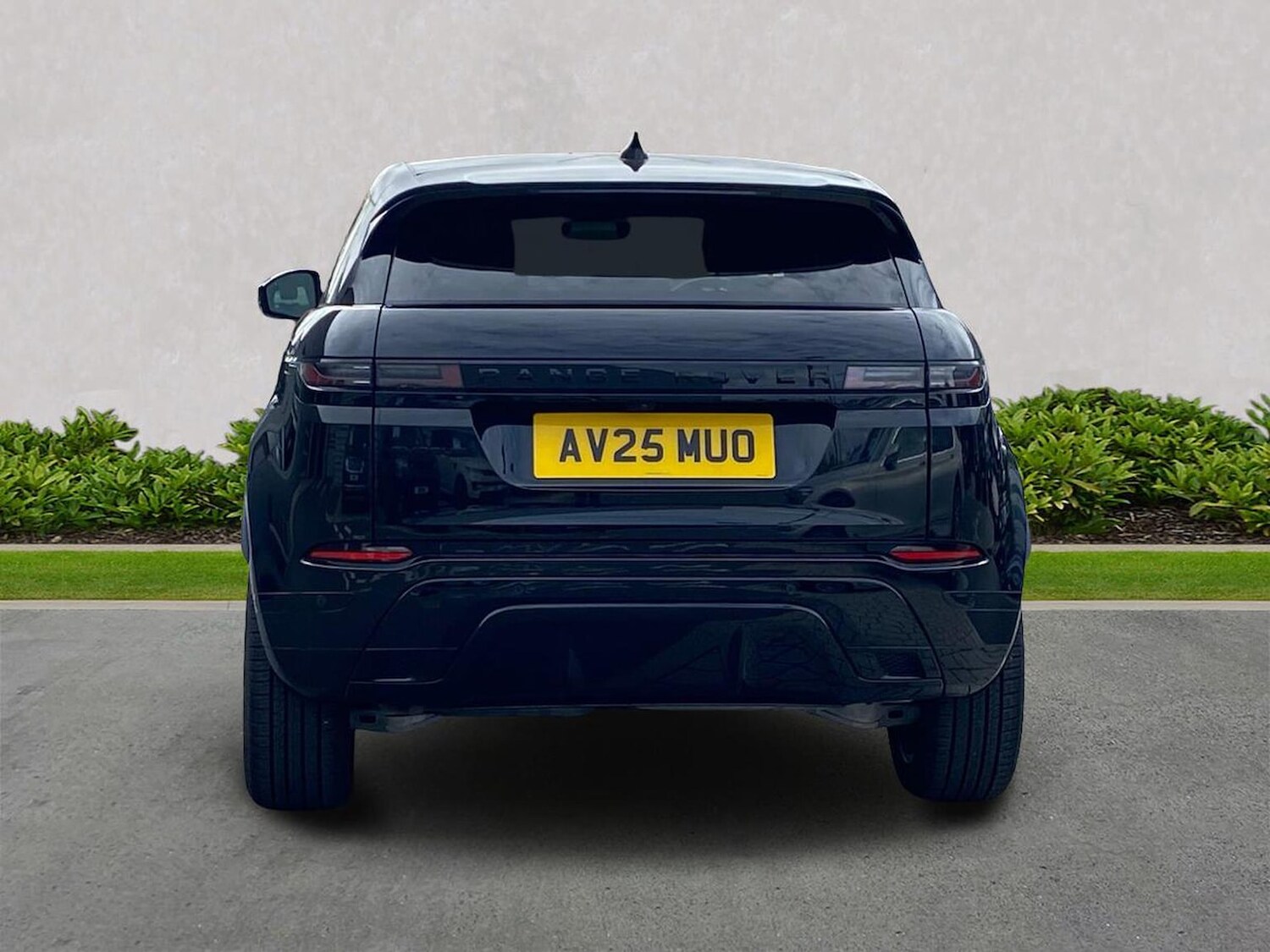 Used Land Rover Range Rover Evoque 2025 for sale - 76005812: Photo 6