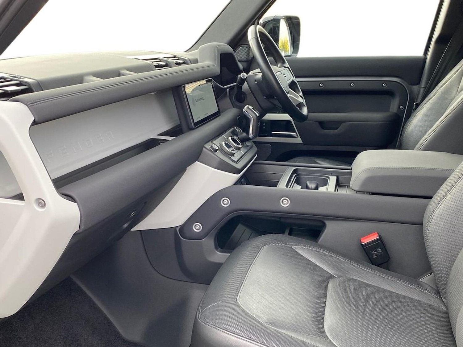 Used Land Rover Defender 2022 for sale - 76559807: Photo 3