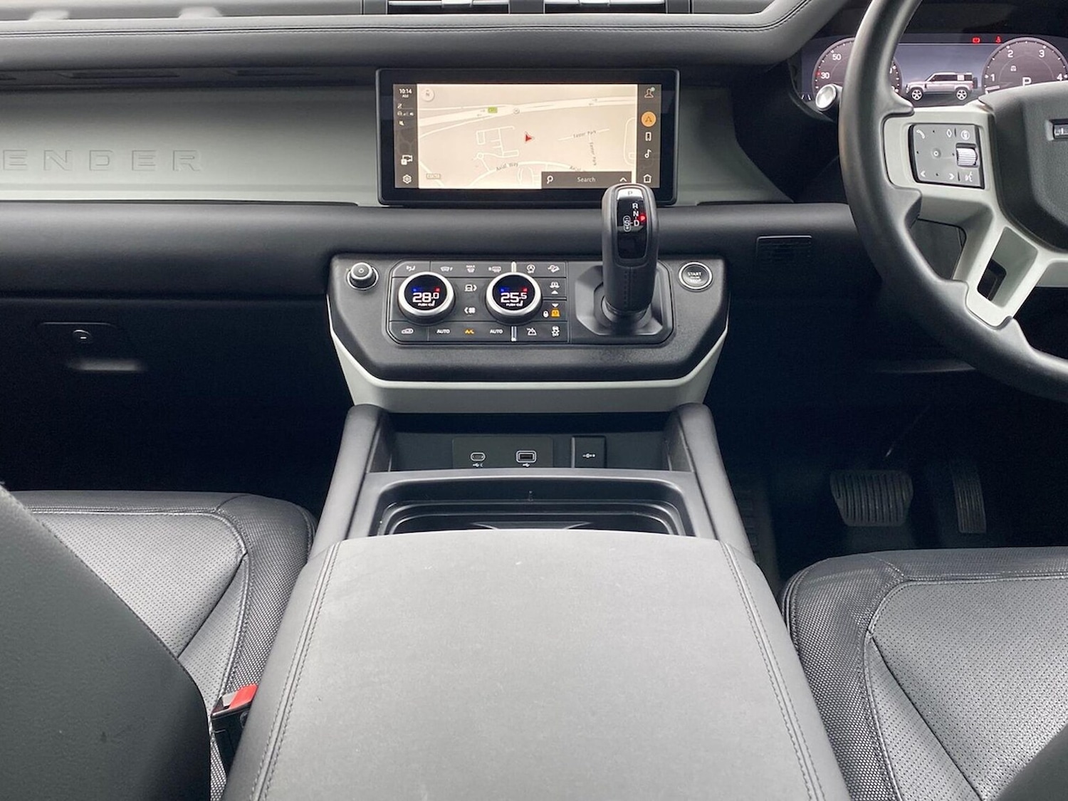 Used Land Rover Defender 2024 for sale - 77946127: Photo 14