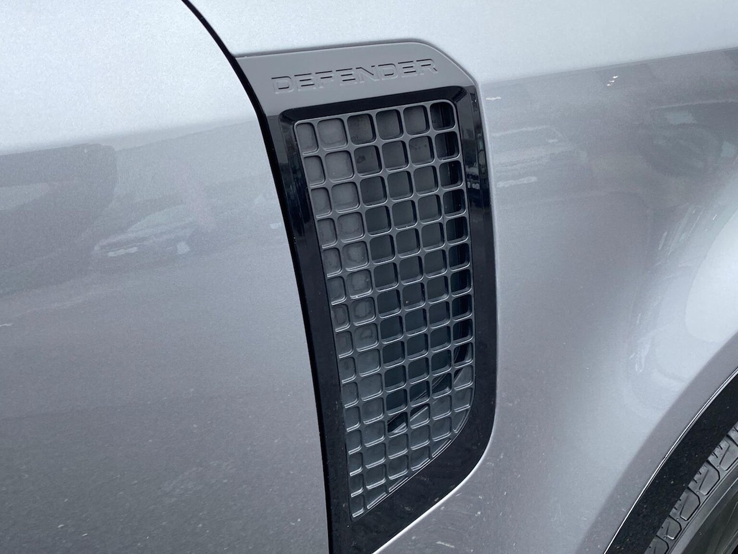 Used Land Rover Defender 2024 for sale - 77946127: Photo 28