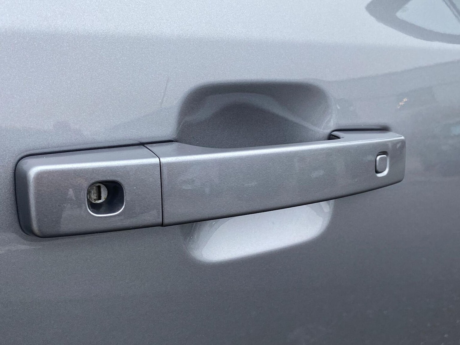 Used Land Rover Defender 2024 for sale - 77946127: Photo 30