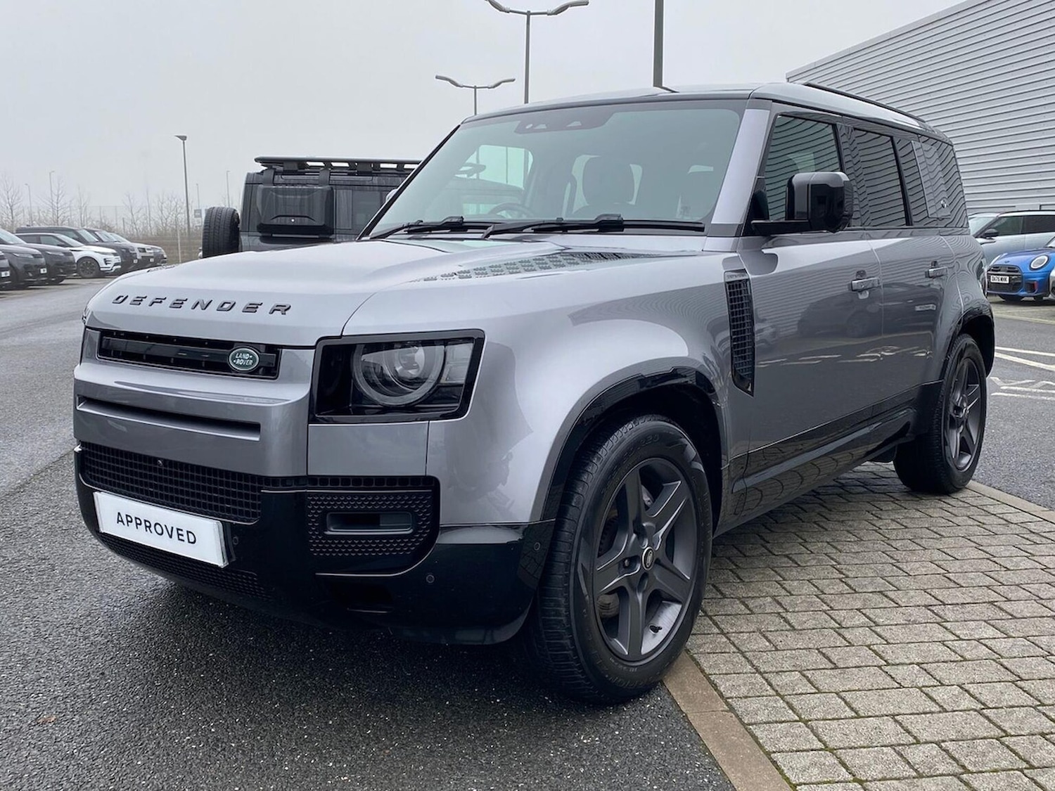 Used Land Rover Defender 2024 for sale - 77946127: Photo 35