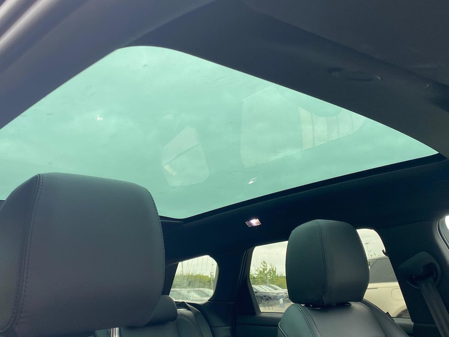 Used Land Rover Range Rover Evoque 2025 for sale - 75994918: Photo 21