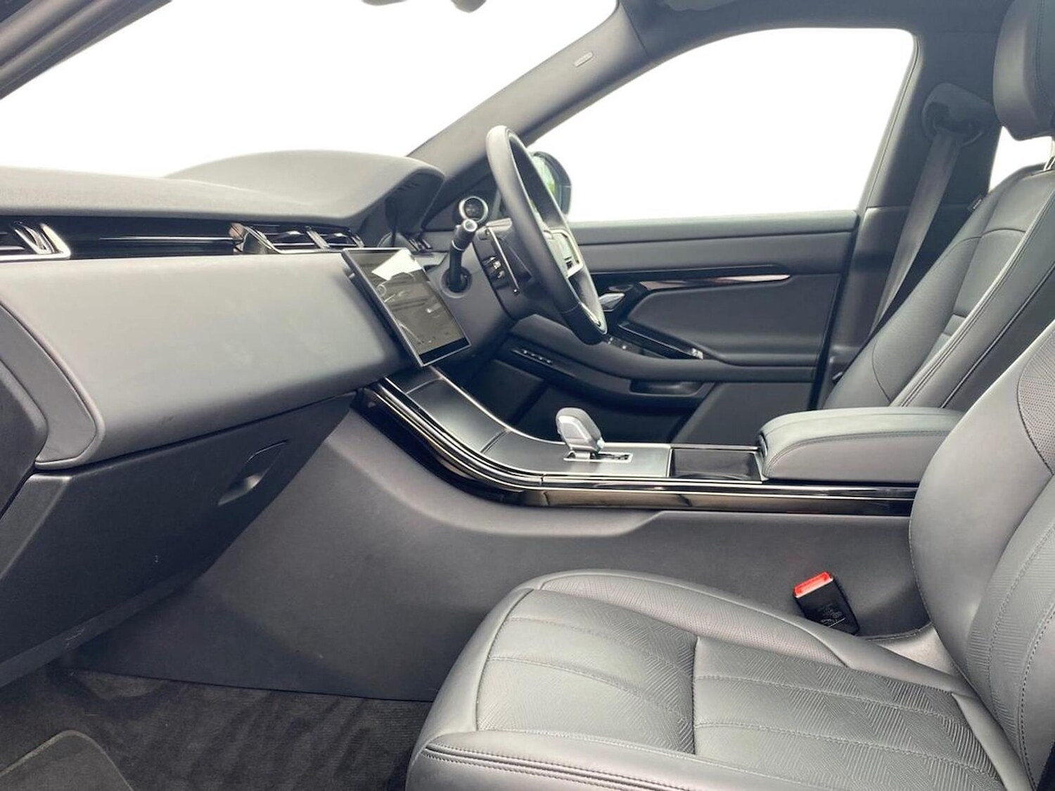 Used Land Rover Range Rover Evoque 2025 for sale - 75994918: Photo 3