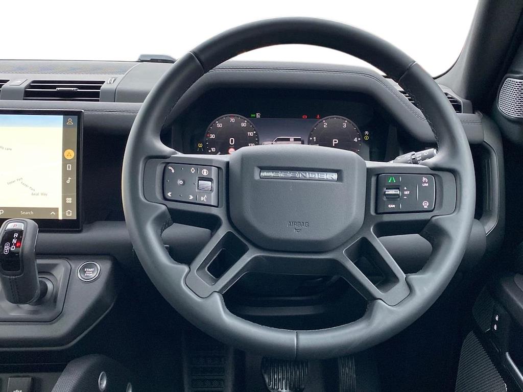 Used Land Rover Defender 2024 for sale - 76957538: Photo 15