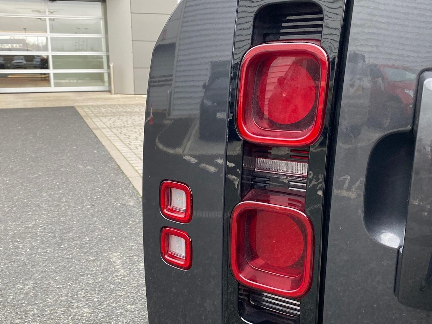 Used Land Rover Defender 2024 for sale - 76957538: Photo 19