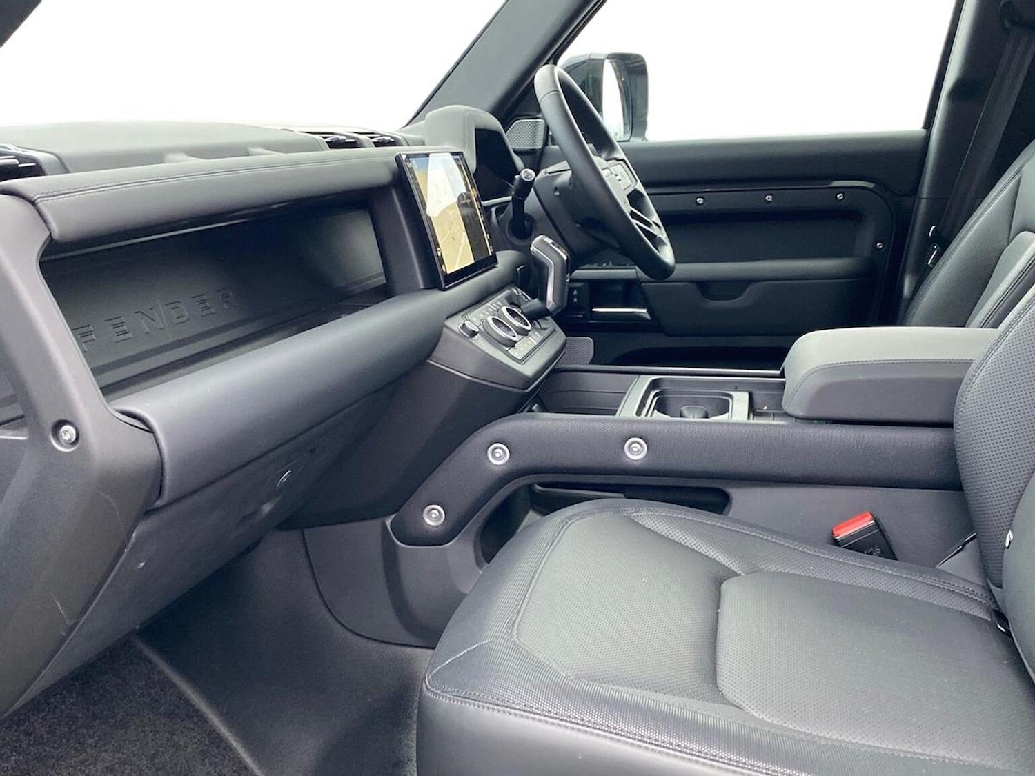 Used Land Rover Defender 2024 for sale - 76957538: Photo 3