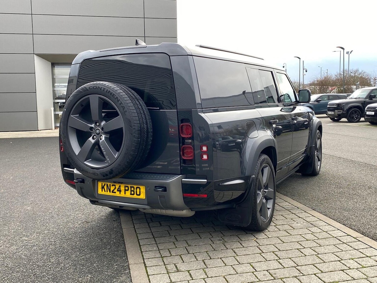 Used Land Rover Defender 2024 for sale - 76957538: Photo 31