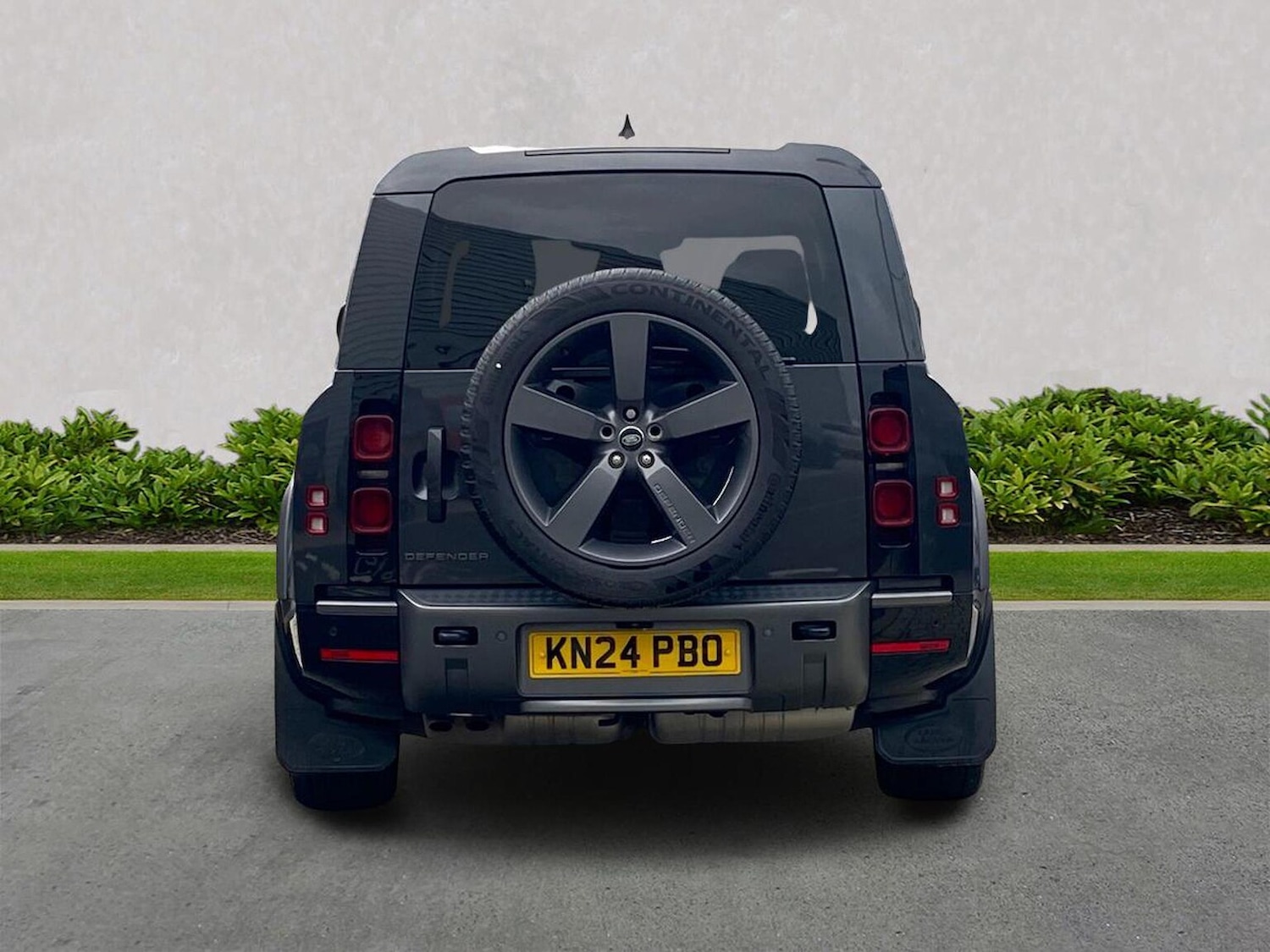 Used Land Rover Defender 2024 for sale - 76957538: Photo 6