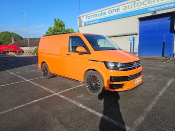 Used Volkswagen Transporter 2017 for sale - 78563974: Photo