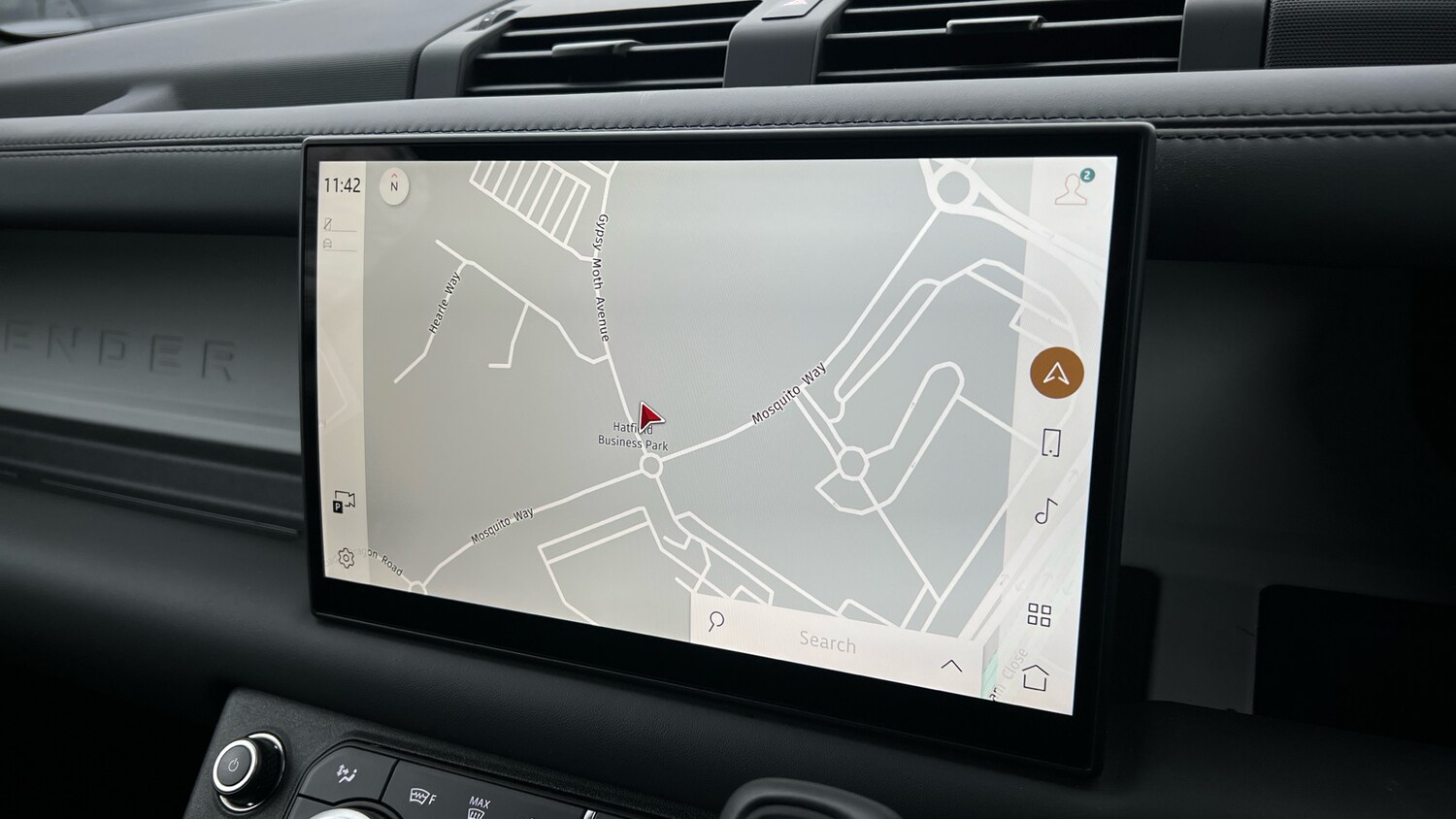 Used Land Rover Defender 2024 for sale - 77610387: Photo 11