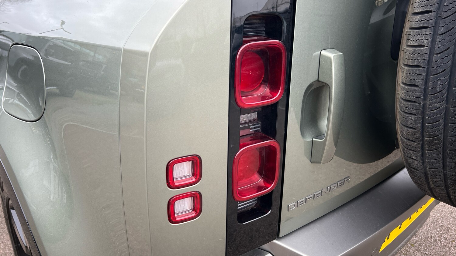 Used Land Rover Defender 2024 for sale - 77610387: Photo 19