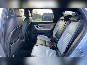 Used Land Rover Discovery Sport 2019 for sale - 78584662: Photo
