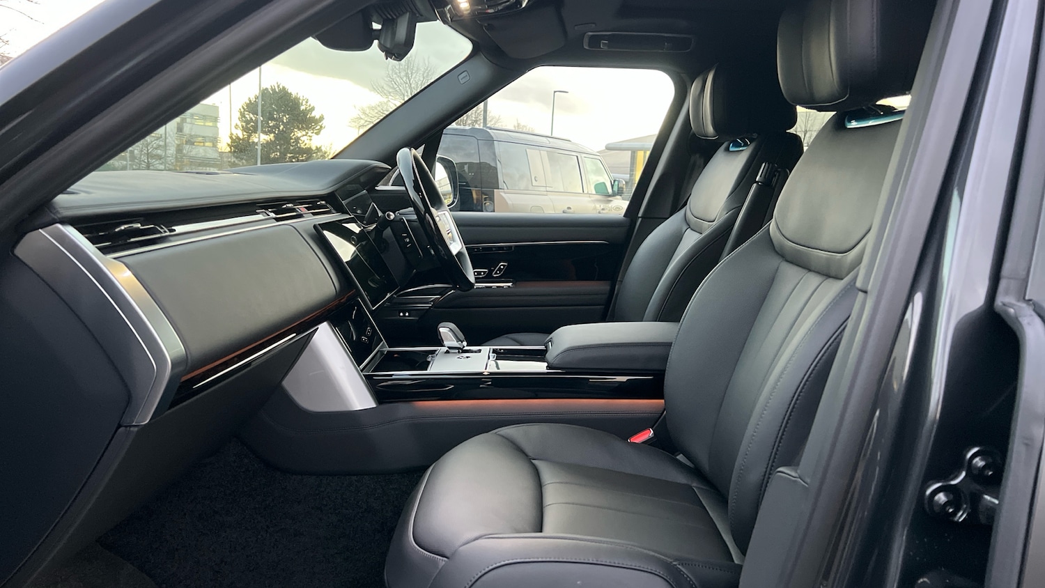 Used Cupra Tavascan 2025 for sale - 77028219: Photo 3