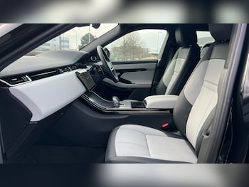 Used Land Rover Range Rover Evoque 2025 for sale - 75656326: Photo
