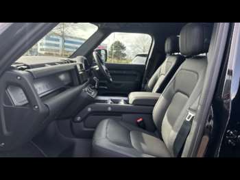 Used Land Rover Defender 2025 for sale - 74185614: Photo