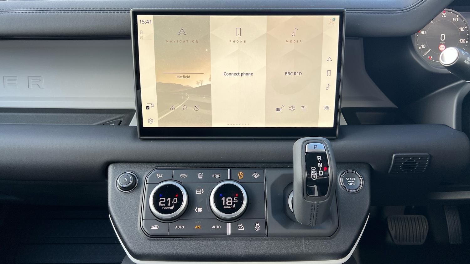 Used Land Rover Defender for sale - 76010650: Photo 14