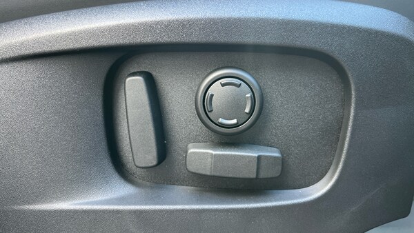 Used Land Rover Defender for sale - 76010650: Photo 22