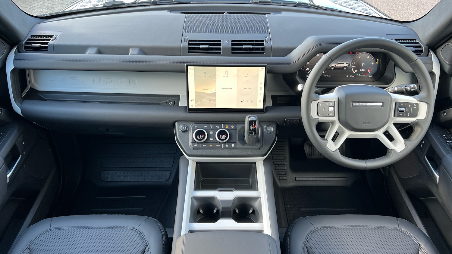 Used Land Rover Defender for sale - 76010650: Photo 9