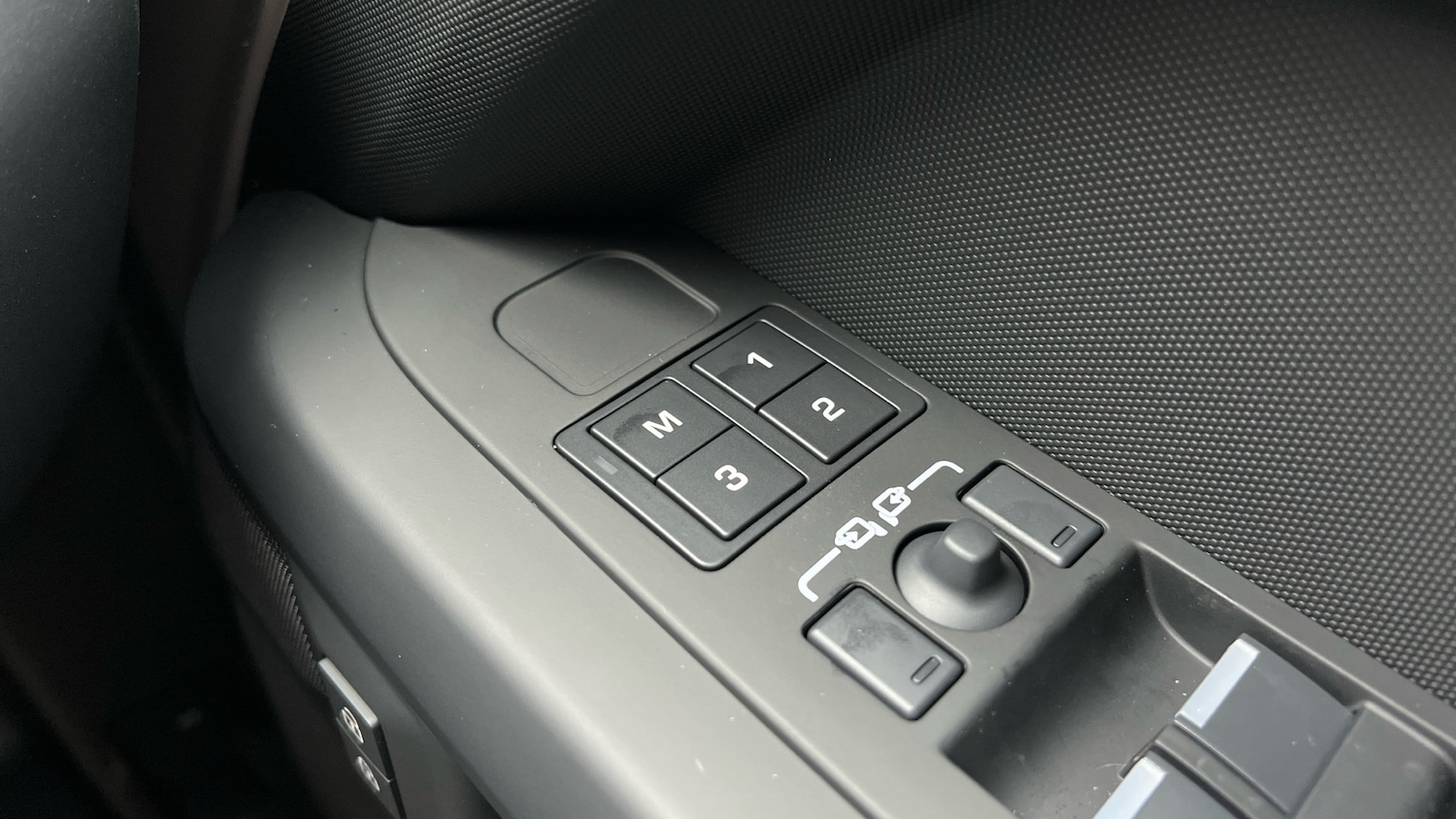 Used Land Rover Defender for sale - 77423289: Photo 23