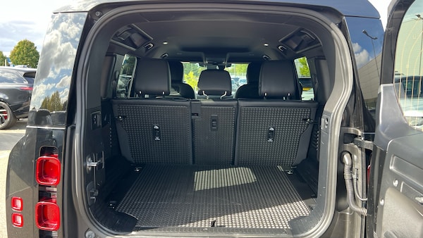 Used Land Rover Defender 2021 for sale - 75706187: Photo 10